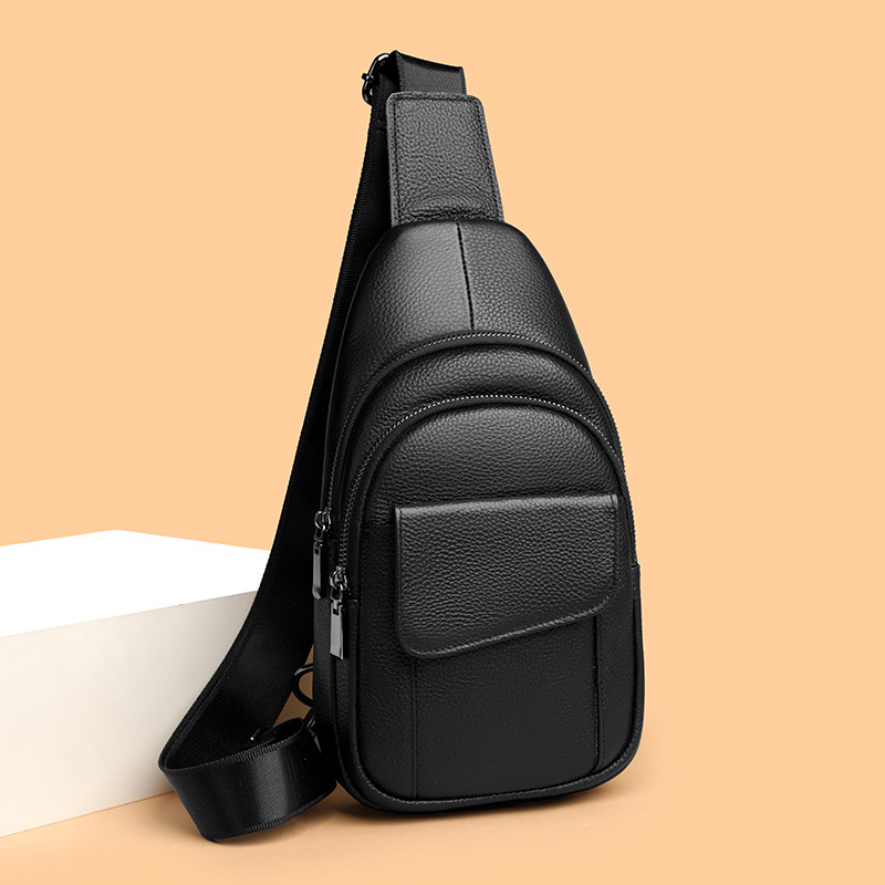 Genuine leather simple men's bag, casual and commuting first-layer cowhide chest bag, high-quality fashion trendy chest bag, factory direct sale