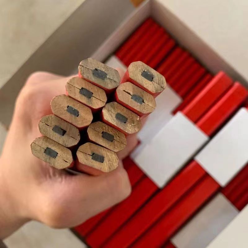 Carpenter's pencil for construction sites, specially designed for marking, flat lead, black wood, octagonal red square, high-visibility line drawing