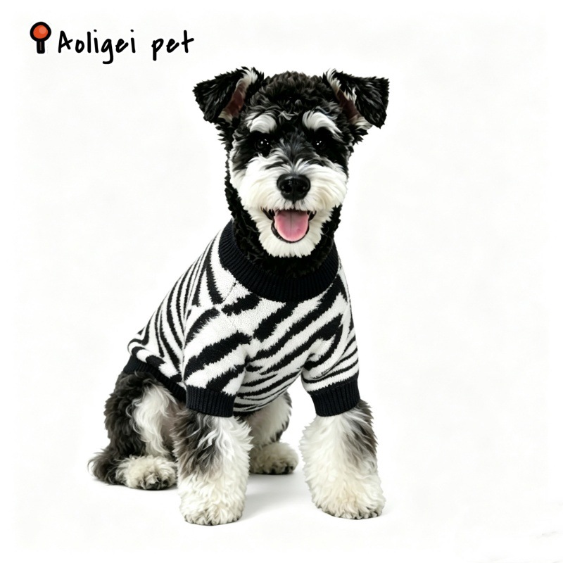 New factory supply pet autumn and winter mink velvet knitted sweater dog cat birth control clothing pet clothing