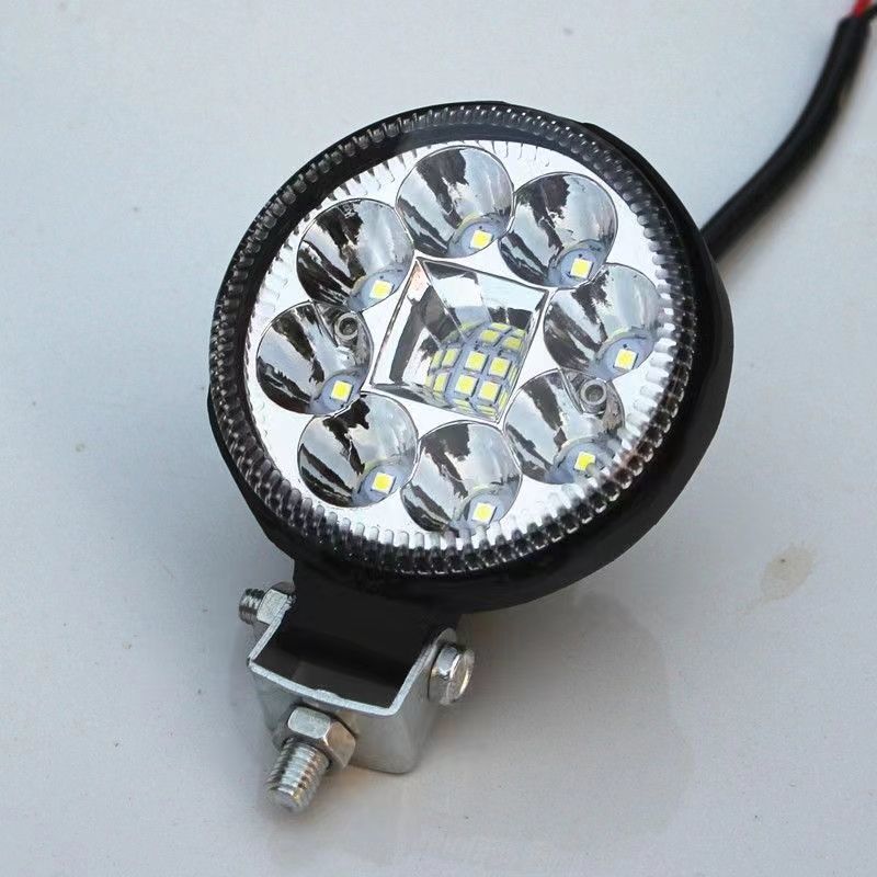 电动车灯led强光超亮摩托车射灯三轮车前转向灯12v80v通用自装灯