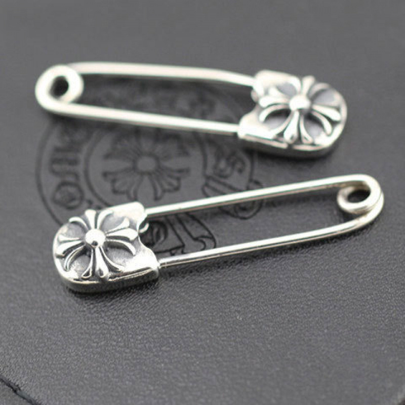 Creative 925 sterling silver brooch women's accessories cross pin silver collar pin men's Japanese and Korean punk trend personalized earrings