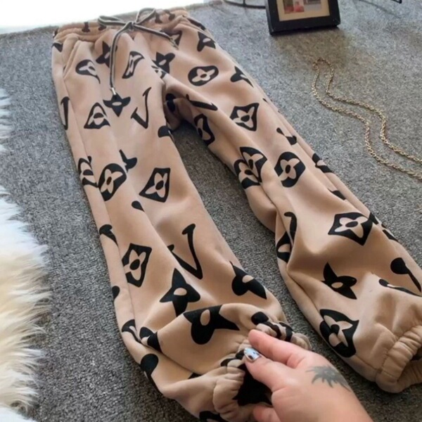 特大码300斤运动裤女宽松束脚秋萝卜卫裤加厚哈伦裤印花休闲裤子2