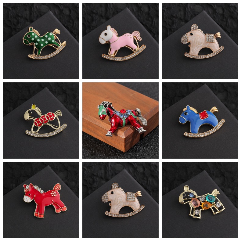 New Zodiac Little Horse Niche Animal Cartoon Brooch Unicorn Accessories Bags Women's Versatile Pins Brooches Wholesale